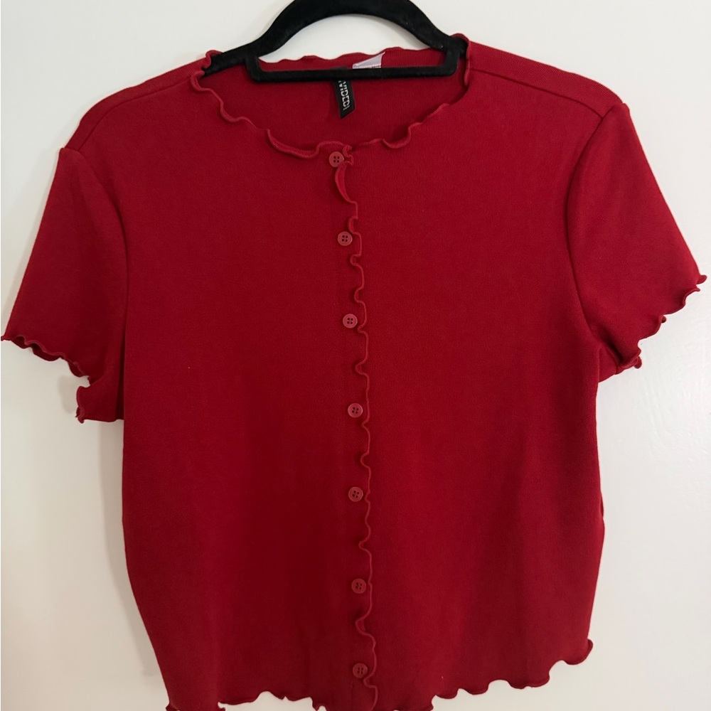H&M Women’s Red Ruffled Edge Button-Front Top